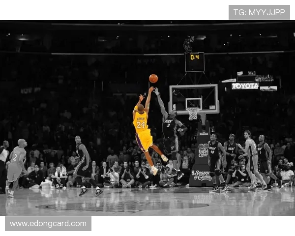 16年前的今天科比骑马射箭绝杀韦德湖人逆转热火精彩瞬间回顾